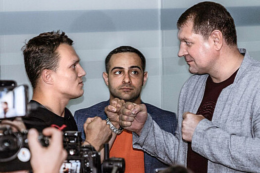 Александр Емельяненко одолел Артема Тарасова в бою на голых кулаках
