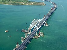 К Крымскому мосту срочно направили спасателей