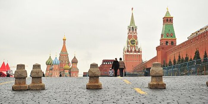 Выход с территории Московского Кремля через Спасские ворота будет закрыт с 1 октября