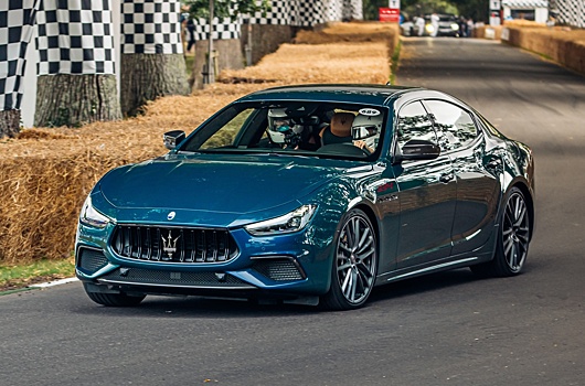 Maserati построила самый быстрый в мире седан
