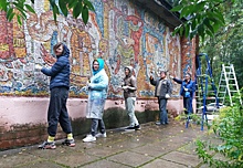 Советскую мозаику «Садко» реставрируют на фасаде детсада в Нижнем Новгороде
