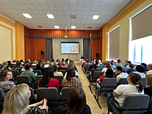 Госавтоинспекторы Самарской области продолжают участвовать в школьных родительских собраниях