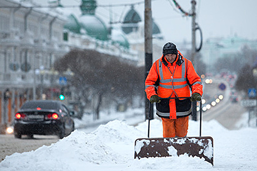 Снег парализовал Омск