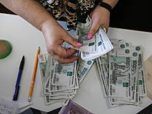 Пенсия за выслугу лет в 2024 году: условия и размер. Кто и когда имеет право на получение?