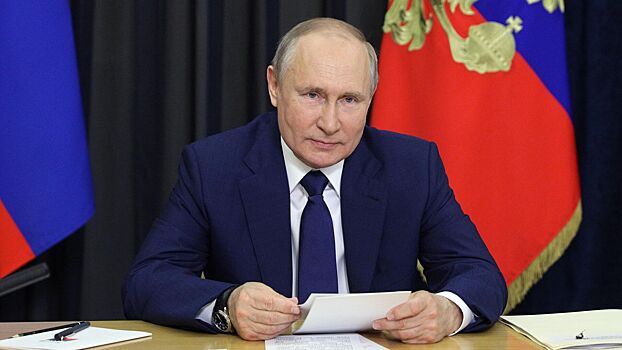 Путин назвал «доллар по 200 рублей» частью информационной войны