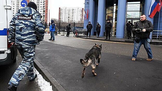 В Москве массово эвакуируют суды