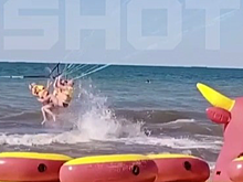 Туристка без сознания летала на парашюте над морем в Краснодарском крае