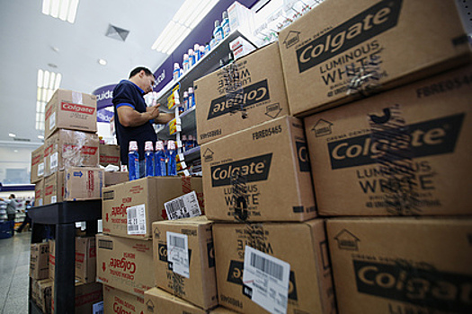 Компания Colgate-Palmolive приостановила импорт товаров в Россию