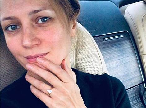 42-летнюю Викторию Исакову подозревают в беременности