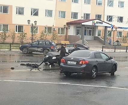 «Магнитные бури?» В Ноябрьске за час произошло три серьёзных аварии. ФОТО