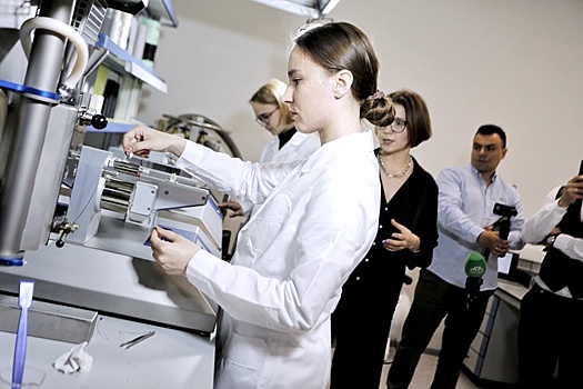 В Калининграде ученые разработали пленку, ускоряющую рост клеток кожи