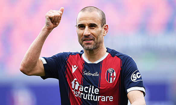 Родриго Паласио покинул «Болонью»