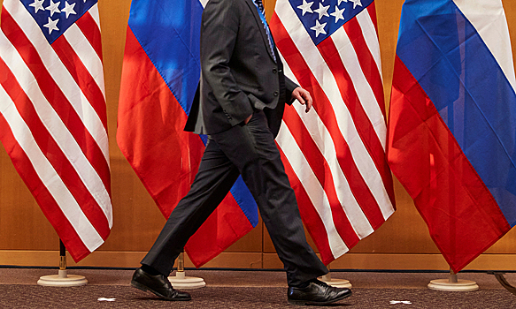Кремль назвал серьезной угрозу отзыва посла РФ из США