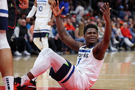 Фото: Эдвардс ошеломлён после вопроса о реализации «трёшек» в последних играх «Миннесоты»