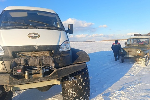 В Якутии спасатели организовали поиски двух мужчин, не вернувшихся с рыбалки