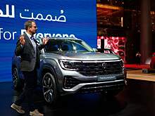 В Дохе представили обновленный внедорожник Volkswagen Teramont