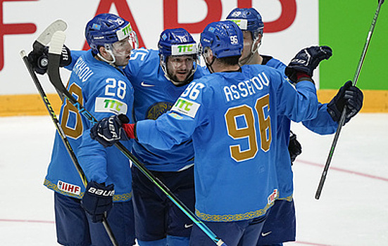 Сборная Казахстана по хоккею сохранила место в элите, в решающем матче обыграв Италию