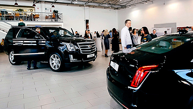 В России взлетели цены на автомобили Cadillac
