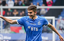 Захарян стал лучшим молодым игроком Российской премьер-лиги 2021 года