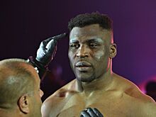 Фрэнсис Нганну, карьера в ММА, контракт с PFL, последний бой, следующий соперник, турниры PFL Africa, возвращение Нганну в UFC