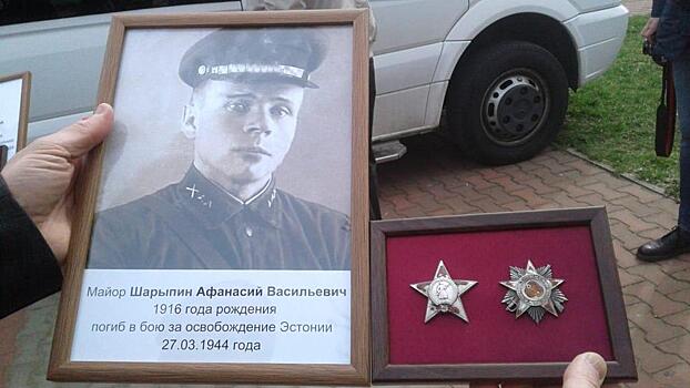 В Ивангороде состоялась передача останков сержанта Артемьева Евгения и майора Шарыпина Афанасия