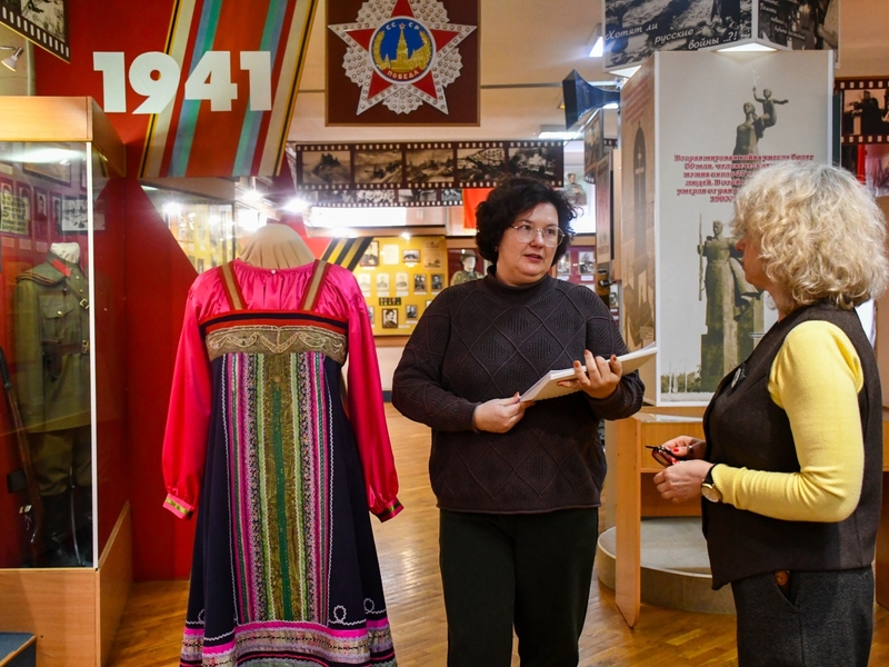 В Пензе отреставрировали концертный сарафан Лидии Руслановой