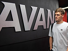 Рашевский о сборах «Авангарда» в Петербурге: «Баланс между работой и отдыхом. Нет такого, что нас закрыли на базе и мы только тренируемся. Когда ходили в Эрмитаж, меня, как и в первый раз, завораживала эта красота»