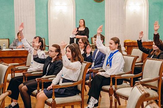 Новый сезон телевизионной олимпиады «Умницы и умники» стартовал на Среднем Урале