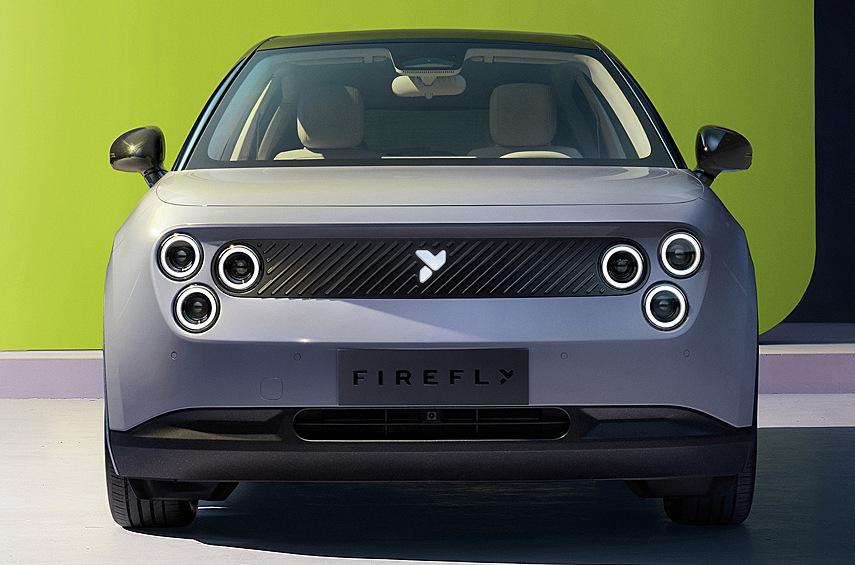 Nio Firefly. Китайская Nio рассекретила первенца суббренда Firefly. Компактный электрический хэтчбек получил облик в стиле ретро и два багажных отсека — объёмом 92 литра спереди и до 1250 литров сзади.