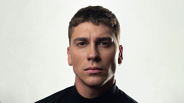 Сергей Наумов: Говорят, одна дама так и не сделала фото в «цветочном» зеркале на Патриарших и исчезла