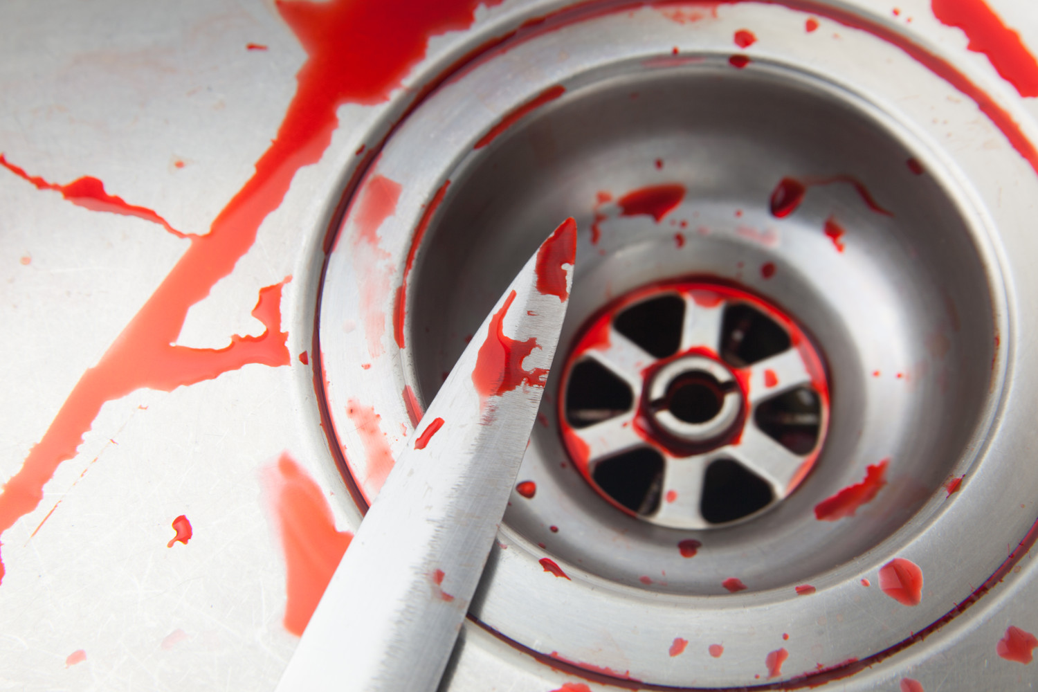 78.ru: в Петербурге мать заколола трехлетнего сына ножом и наложила на себя руки