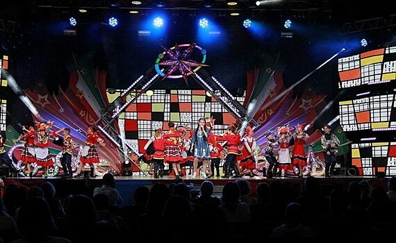 В Казани стартовал суперфинал фестиваля "Созвез­дие-Йолдызлык" — видео