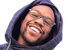 Мэйвезер и «Ньюкасл». День дураков еще не наступил