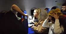 «Жена депутата» устроила дебош в самолете