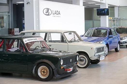 Россияне должны пересесть на автомобили Lada