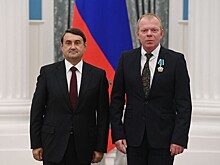 В Кремле вручили награды за подготовку спортсменов, выступавших на ОИ-2018