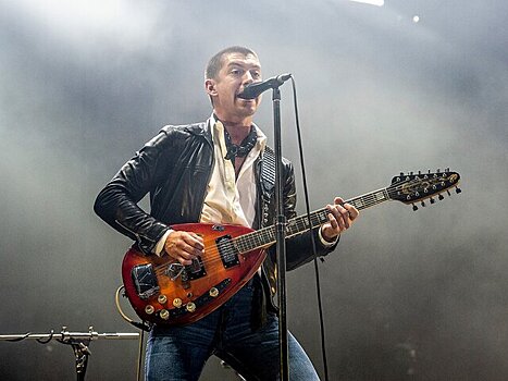 Arctic Monkeys анонсировали выход седьмого студийного альбома