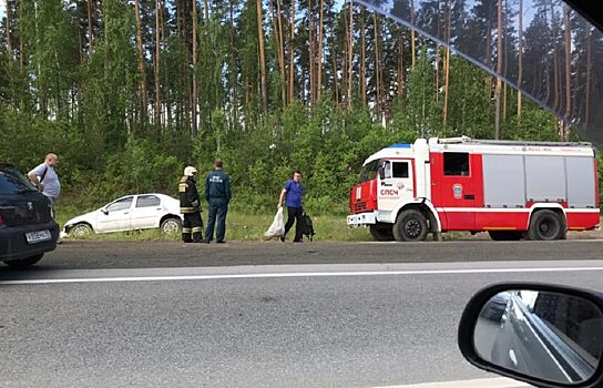 10-километровая пробка: в жесткой аварии на ЕКАД пострадали 4 человека