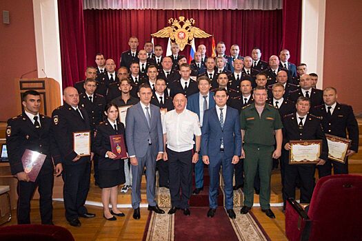 В Ростове вручили награды сотрудникам патрульно-постовой службы