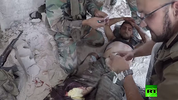 Корреспонденты ФАН спасли сирийского солдата в бою под Дамаском