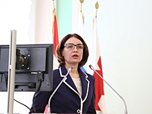 Мэр Омска Фадина получила прокурорское представление из-за непризнания аварийным дома, который может ...