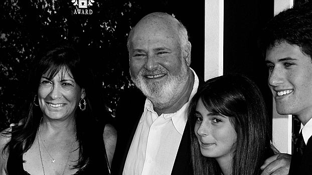 Кинорежиссера Роба Райнера и его жену нашли мертвыми в доме в Лос-Анджелесе