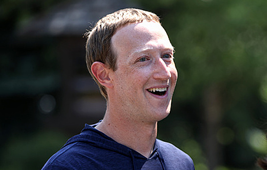 Дуров: Цукерберг втайне смеется над 4 млрд "тупиц", которые верят ему