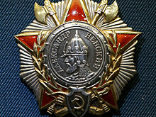 В Подмосковье вручили орден Невского 100-летней участнице ВОВ