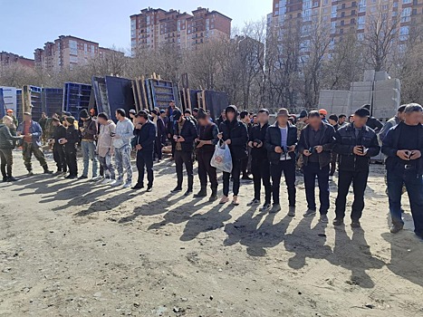 В Ростовской области 12 бывших иностранцев подписали контракт на службу в армии РФ