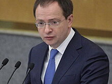 Владимир Мединский обсудит итоги и планы отечественного кино с Федором Бондарчуком и Алексеем Учителем