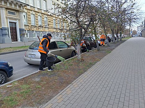 Курские дороги убирают 60 рабочих и 32 единицы техники