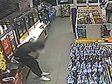 Человек с пулей в голове выполз из могилы и попросил вызвать такси