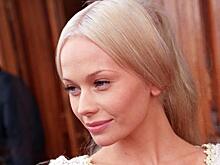 Елена Корикова поздравила бывшего мужа с днем рождения