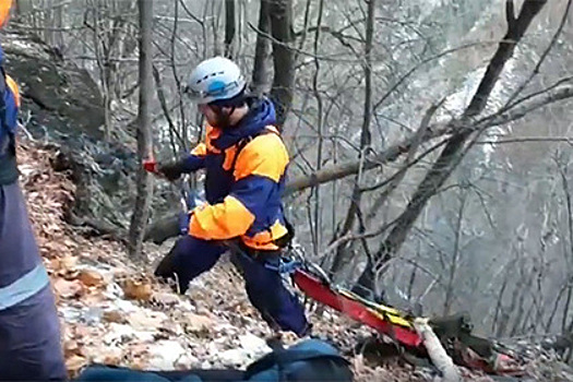 Операцию по извлечению погибшего в Чечне фотографа показали на видео